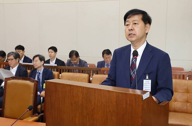 발언하는 구윤철 기재부 장관 후보자     (서울=연합뉴스) 김주형 기자 = 구윤철 경제부총리 겸 기획재정부 장관 후보자가 17일 국회 기획재정위원회에서 열린 인사청문회에서 발언하고 있다. 2025.7.17     kjhpress@yna.co.kr (끝)
