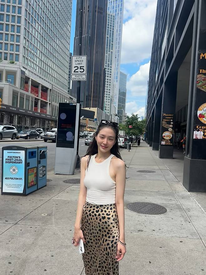 517598121_18507899551030468_2882325571920253971_n.jpg 박규영 최근 인스타.jpg