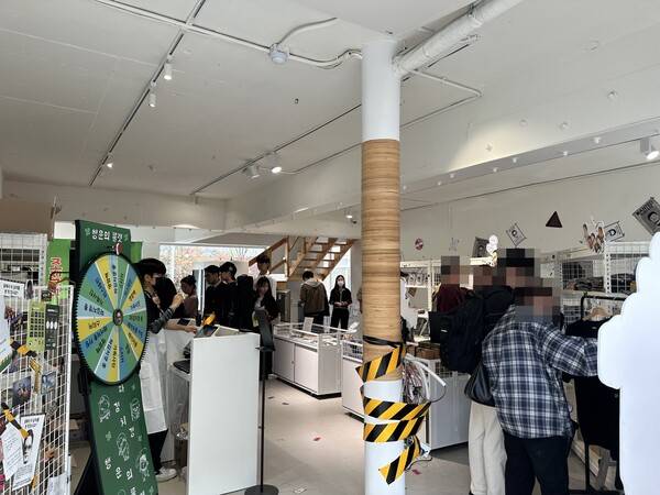 ▲ 지난해 10월 성수에서 열린 '파김치갱' 팝업스토어 현장. 사진=박수진 PD 제공