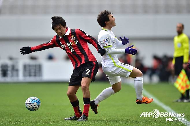 FC 서울 시절 다카하기 요지로(사진 왼쪽). 사진=AFPBBNews=News1