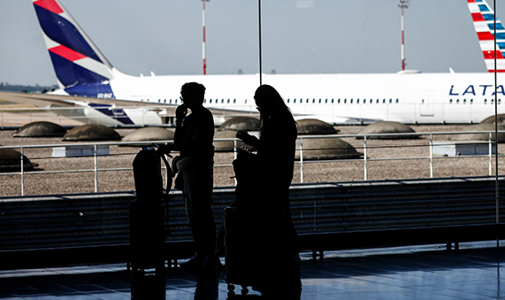 파리 샤를드골 공항, 연합뉴스