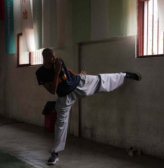 샌안토니오가 지난달 웸반야마가 소림사에서 수련한 사진을 공개했다. 샌안토니오 SNS