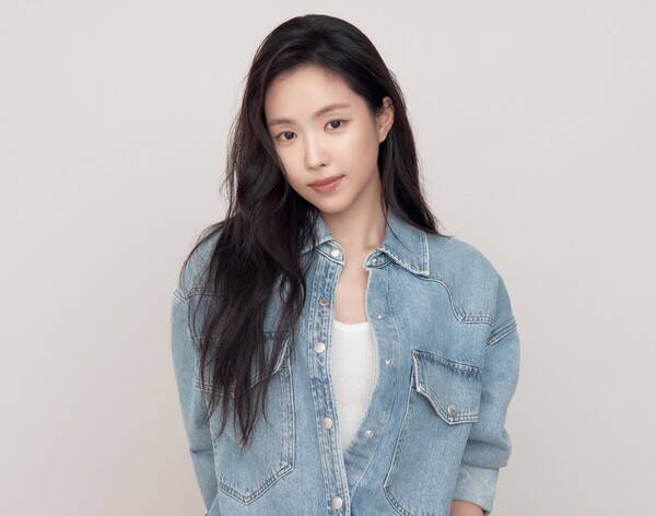 ▲ 손나은 새 프로필 사진. 제공|제이와이드컴퍼니