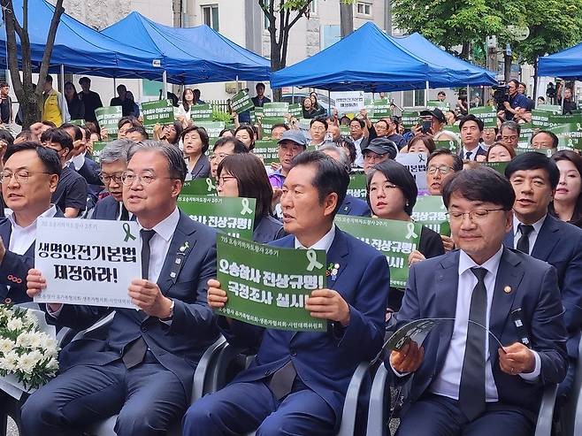 오송 참사 추모제 참석한 정청래 후보 [촬영 안정훈]