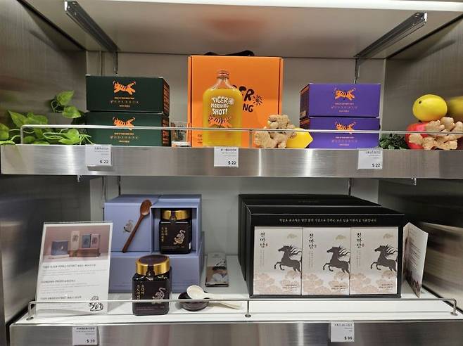 테이스트 오브 신세계 내 진저샷 '타이거모닝' 제품이 진열돼 있다. 사진=박재현 기