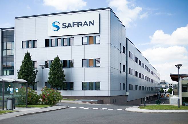 프랑스 마씨에 있는 사프란 E&D(Safran Electronics & Defense) 연구소. 사프란은 전자·통신 기업인 사젬과 항공 엔진 전문 기업인 스네크마가 합병해 탄생했다./사프란 그룹