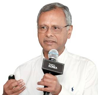 마니시 굽타 구글 딥마인드 시니어 디렉터 - 일리노이대 어배너-샘페인 퍼스 컴퓨터공학 박사,전 제록스 리서치 부사장, 전 IBM 인도연구소 디렉터, 미국컴퓨터학회·인도공학한림원 펠로. /구글코리아