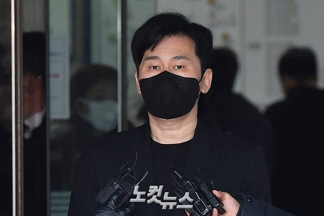2022년 12월 비아이 수사 무마 의혹 1심 선고 당시 양현석 YG 총괄 프로듀서 모습. 류영주 기자