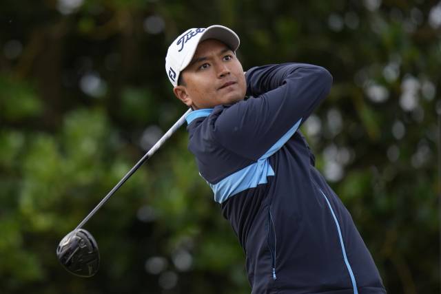 디 오픈 1라운드에서 3번 홀 티샷하는 사돔 깨우깐자나. AP연합뉴스