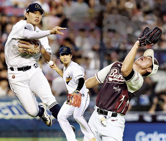 두산  박준순·이유찬·오명진(왼쪽부터). 두산베어스 제공