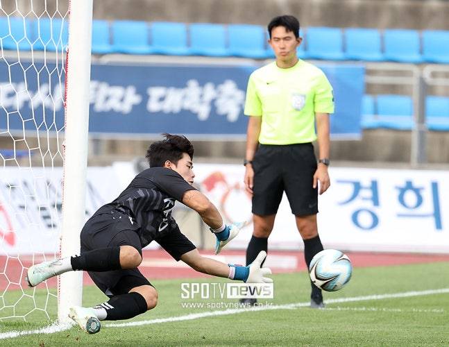 신들린 선방을 보인 이준희 / 곽혜미 기자