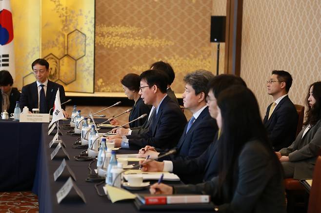 발언하는 박윤주 1차관 [외교부 제공]