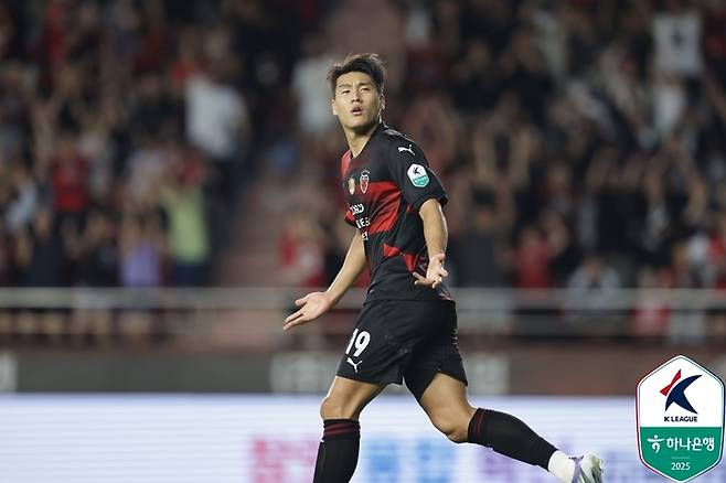 이호재가 19일 전북전에서 득점 후 환호하고 있다. 사진 | 한국프로축구연맹