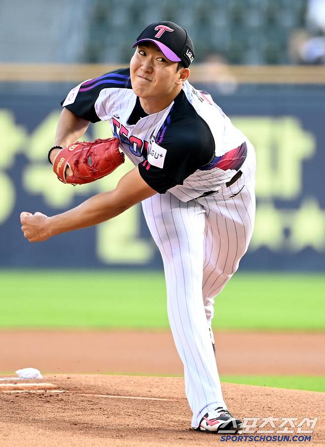27일 잠실야구장에서 열린 KIA와 LG의 경기, LG 선발투수 손주영이 역투하고 있다. 잠실=허상욱 기자wook@sportschosun.com/2025.06.27/