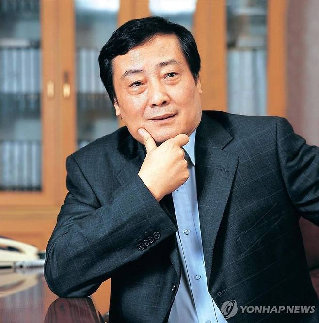 중국 와하하 그룹 창업자 쭝칭허우 전 회장의 2004년 사진./사진=연합뉴스
