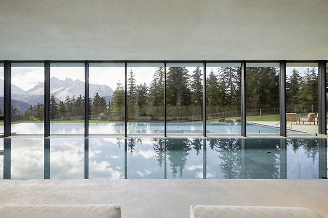 호텔 수영장 / 사진=포레스티스(FORESTIS)