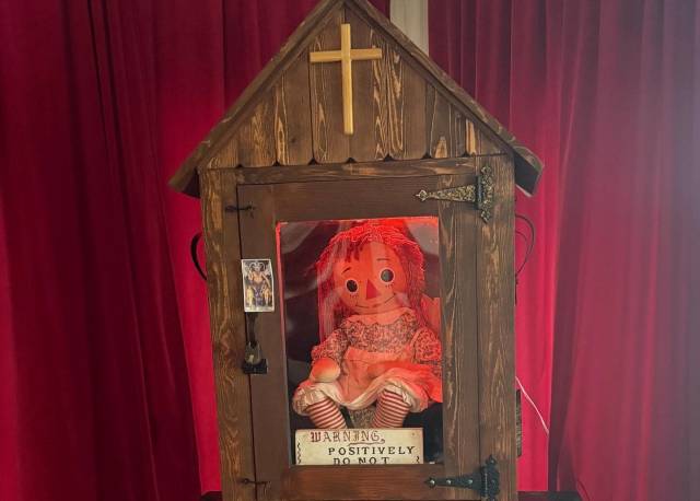 애나벨 인형. NESPR 공식 SNS 갈무리