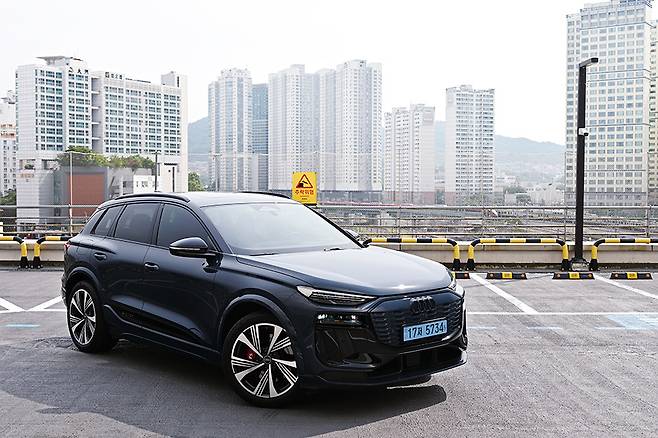 아우디 SQ6 e-트론. 사진: 김학수 기자