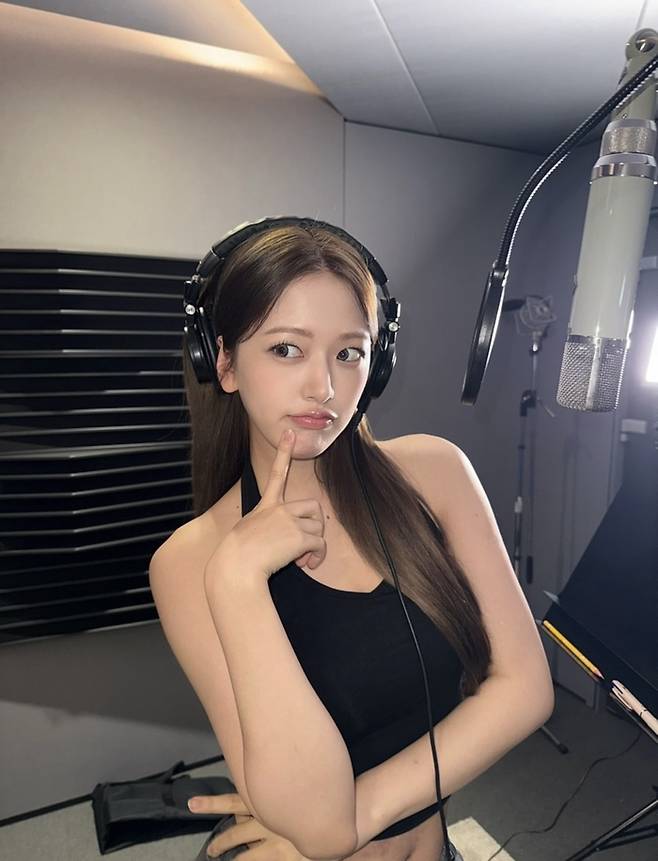 안유진 인스타그램.