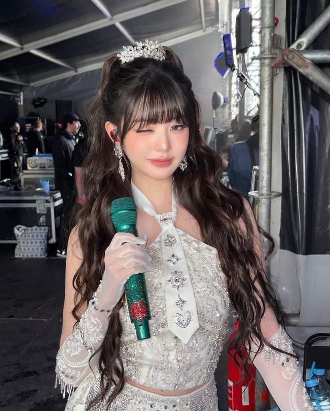 1753007059 (3).jpg 장원영 인스타그램 ㄷㄷㄷ jpg