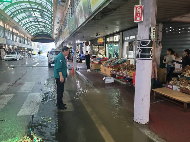 합천군수 합천읍 황후시장 현장 점검