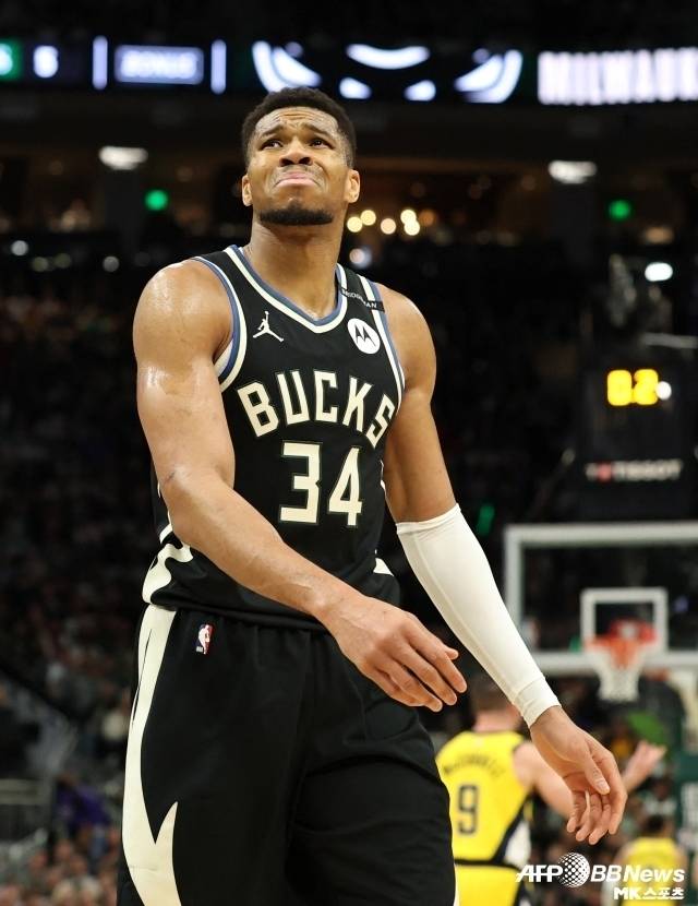 호스트 단장은 “나의 최우선 과제는 아데토쿤보를 밀워키에 남게 하는 것, 팀 경쟁력을 유지하는 것이다. 그리고 팀 경쟁력을 유지하려면 아데토쿤보가 반드시 있어야 한다”고 강조했다. 사진=AFPBBNews=News1