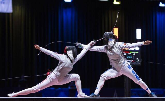 공격을 성공하는 모별이(왼쪽). /매니저먼트사인 스포노베이션 제공