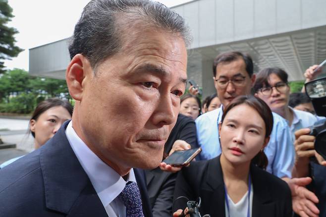 김영호 통일부 장관이 20일 내란특검 사무실이 마련된 서울 서초구 서울고검에 조사를 받기 위해 출석하고 있다. [연합]