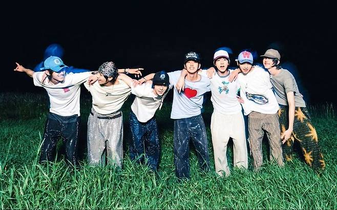 [서울=뉴시스] 신인 보이그룹 '아이딧(IDID)'. (사진=스타쉽엔터테인먼트 제공) 2025.07.17. photo@newsis.com *재판매 및 DB 금지