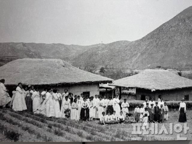 ▲ 1910년대 안동시내 전경. ⓒ 경안노회유지재단