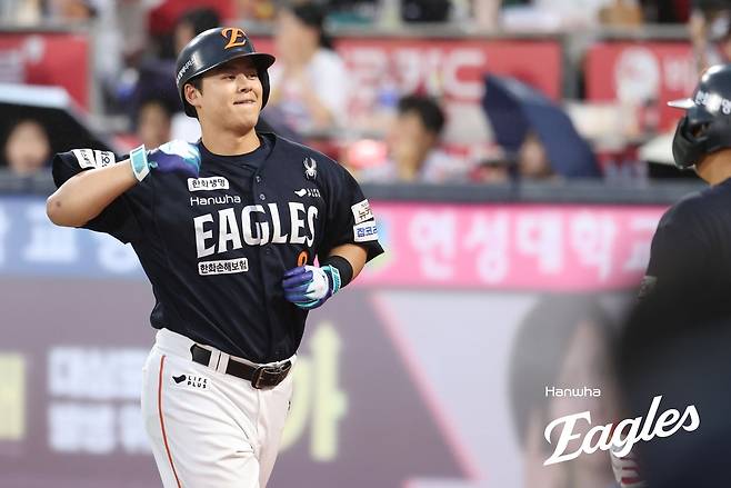 19일 수원 KT전에서 홈런을 친 한화 노시환. 한화 이글스 제공