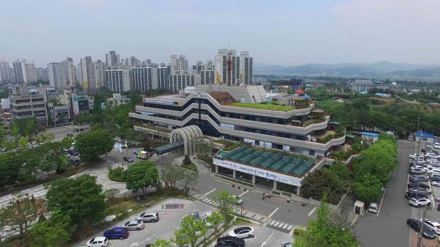 ▲ 아산시 남부지구 농촌용수 재편사업이 본격화 될 전망이다. 아산시청 전경 ⓒ프레시안DB