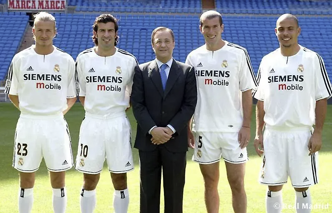 데이비드 베컴, 루이스 피구, 페레스 회장, 지네딘 지단, 호나우두. 레알 마드리드 홈페이지