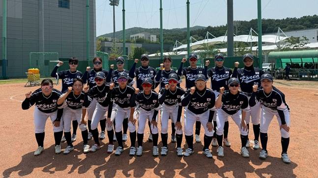 소프트볼 대표팀 선수들. /사진=대한야구소프트볼협회