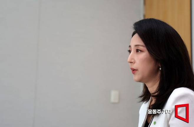 구교빈 딜로이트 안진회계법인 시니어 매니저가 아시아경제와 인터뷰를 하고 있다. 윤동주 기자