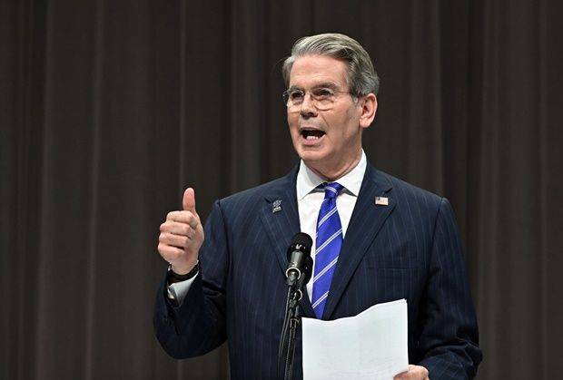 스콧 베선트 미국 재무부 장관이 지난 19일 오사카·간사이 만국박람회(오사카 엑스포) ‘미국의 날’ 행사에 참석, 연설을 하고 있다. ⓒ EPA/연합뉴스