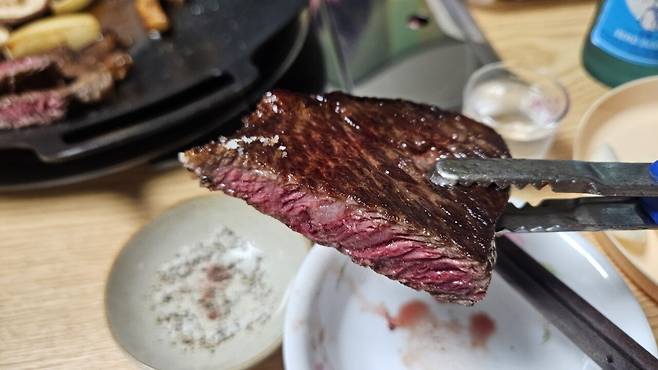 20250721_213737.jpg 저녁 손주 생일이라고 오마니가 사준 한우