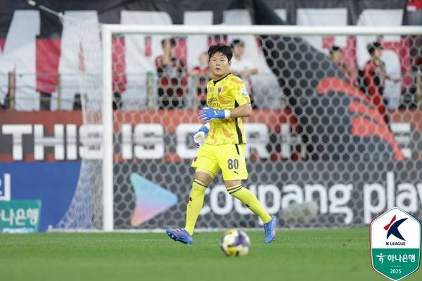 홍성민(포항스틸러스). 한국프로축구연맹 제공