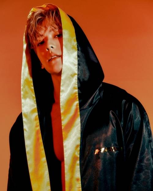 그룹 비투비(BTOB) 이민혁(HUTA)이 3년 만에 솔로 아티스트로 컴백했다.