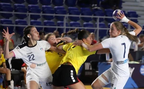 사진 2025 W19 유럽핸드볼챔피언십 동메달 결정전 이탈리아와 벨기에의 경기 모습, 사진 출처=유럽핸드볼연맹