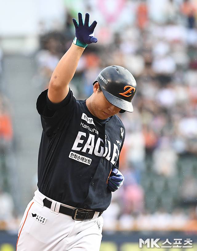 22일 잠실 두산전에서 결승포를 친 노시환. 사진(잠실 서울)=천정환 기자
