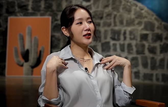 그룹 씨스타 멤버 소유. 유튜브 채널 '짠한형 신동엽' 캡처.