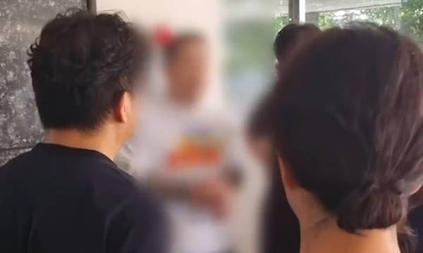 지난 2월부터 6월까지 당근마켓에 시세보다 저렴한 허위 매물을 올려 피해자 51명으로부터 3억 5000만원 상당의 계약금을 편취한 30대 남성이 지난 7일 거주지에서 검거되고 있다. 마포경찰서 제공