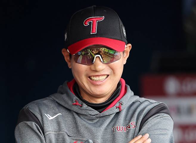 LG는 전반기 막바지 총력을 다짐했지만, 타선 침체에 발목이 잡혀 원하는 만큼 승리하지 못했다. LG는 독한 야구를 토대로 후반기 치고 나가려 한다.