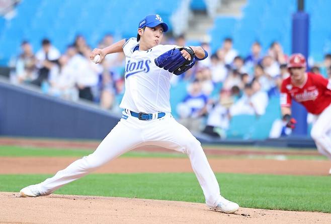 ▲ 복귀전에서 다소 고전한 원태인 ⓒ삼성라이온즈