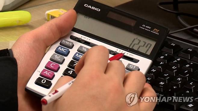 계산기 [연합뉴스TV 제공]