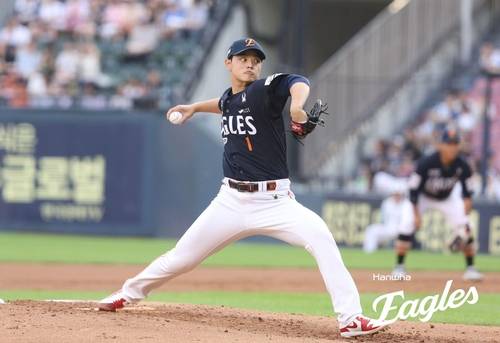 쾌투하는 한화의 선발 투수 문동주 [한화 이글스 제공. 재판매 및 DB 금지]