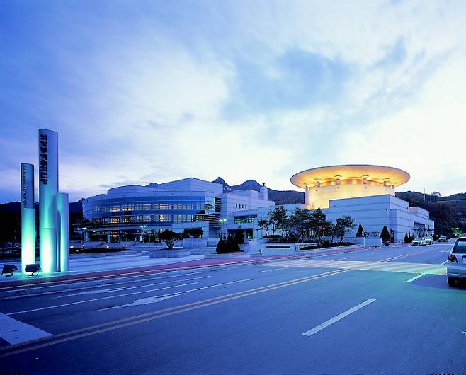 의정부예술의전당 전경. 사진=의정부문화재단