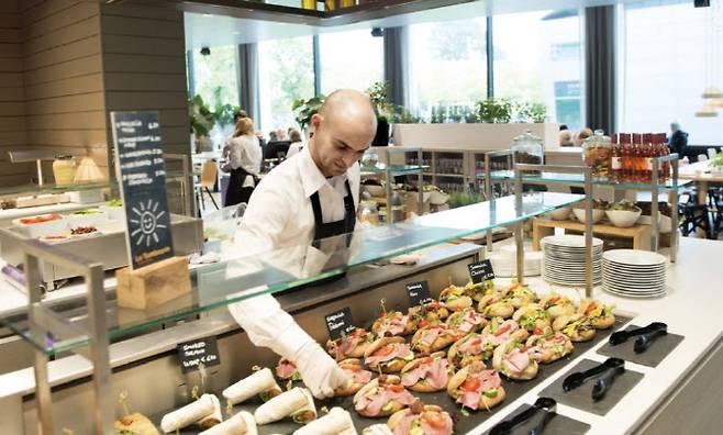 베르마트의 케이터링 서비스.(사진=구글 이미지 갈무리)