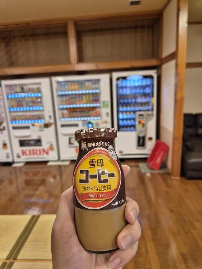 06bcdb27eae639aa658084e54484746a6e773f012cecc83367513b3f284e73626abda35a907c67f27bc8dd645f